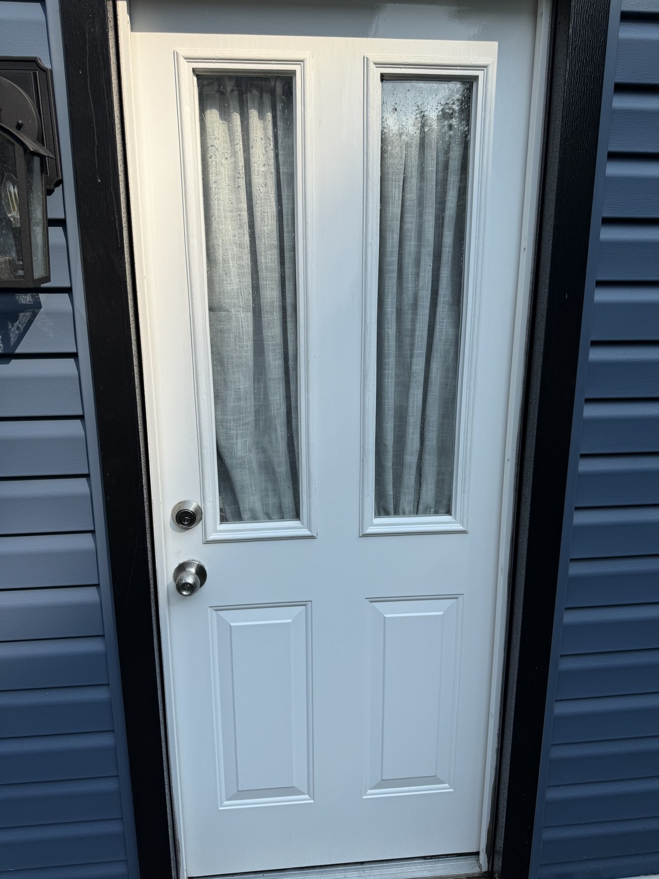 Door and entry cleaning